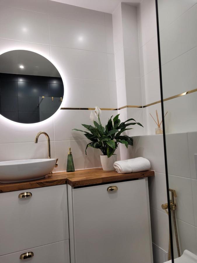 Apartament W Centrum Rowna 10 Kielce Ngoại thất bức ảnh
